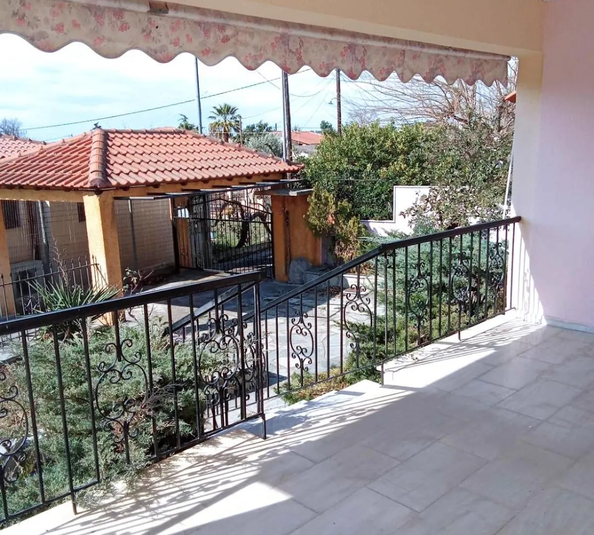 Polis Houses Nea Iraklia