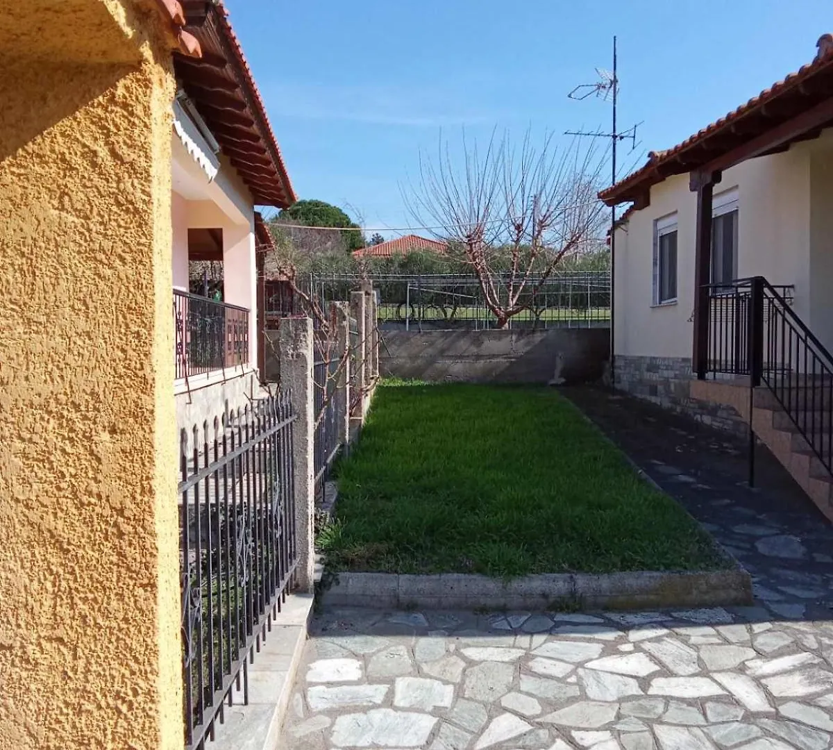 Holiday home Polis Houses Nea Iraklia